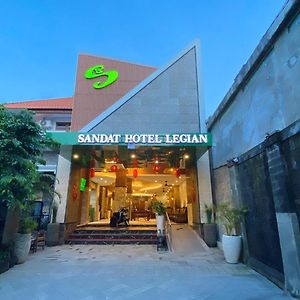 Sandat Hotel Legian